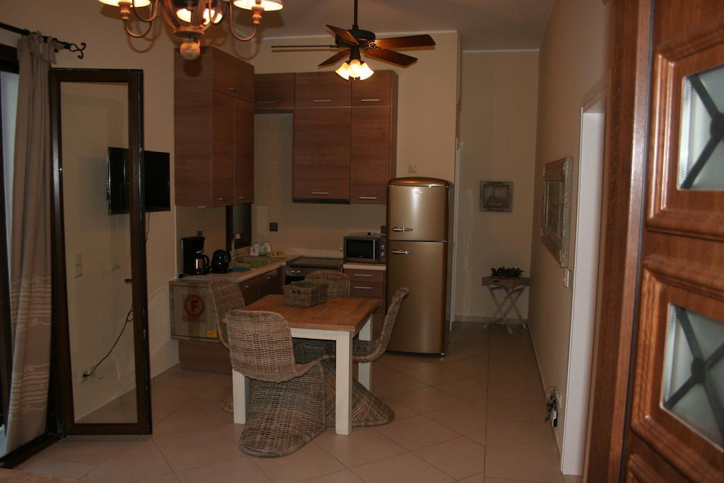 מת'וני Iliodysi Houses חדר תמונה